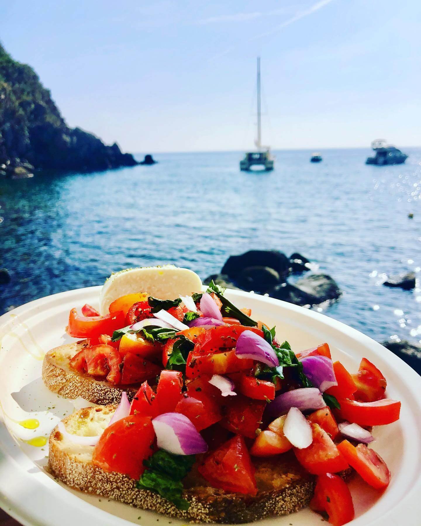 387271313_342135684933469_5550685352431746225_n